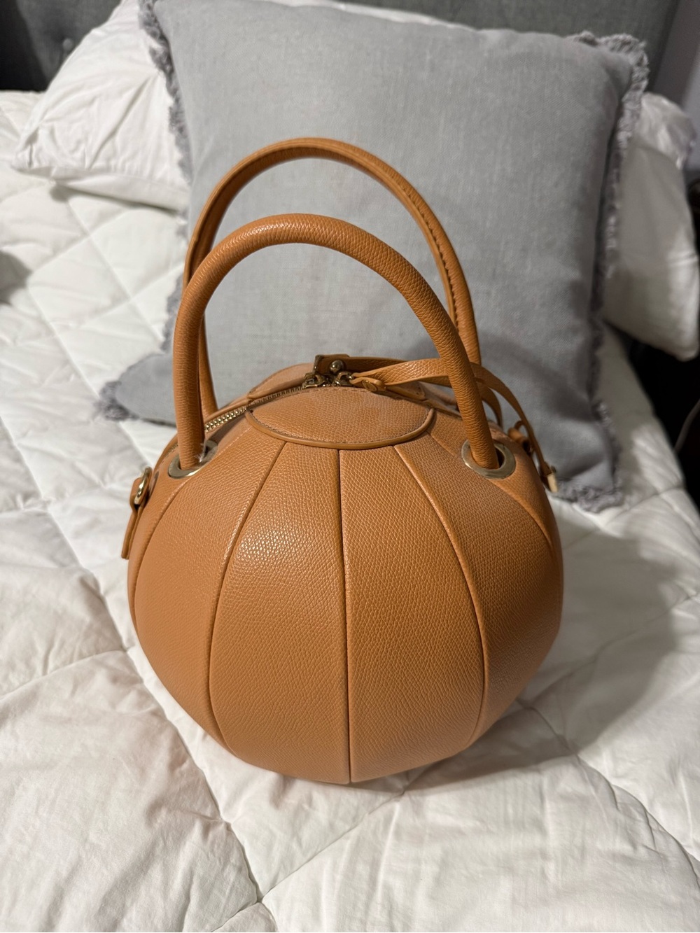 Tan Leather Sphere Handbag - Unbranded